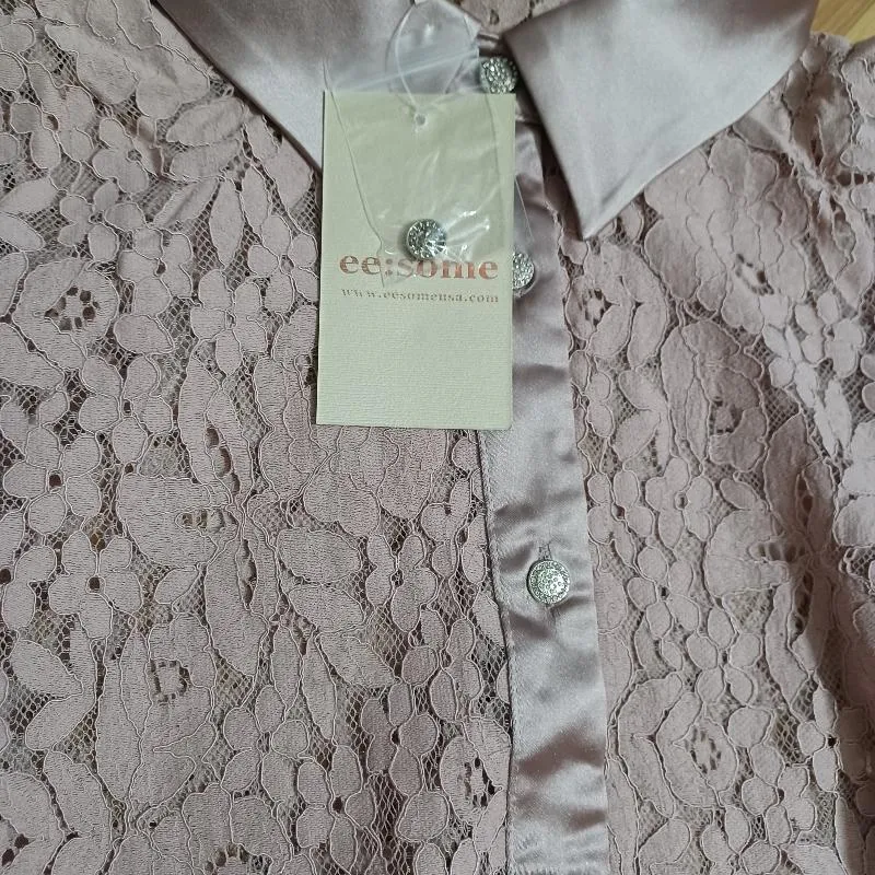 Eesome Floral Lace Tuxedo Blouse - Sheer Lace Pink Taupe