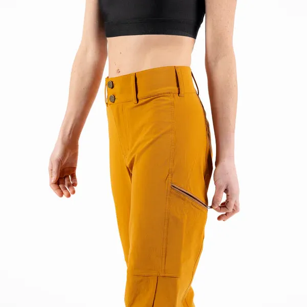 Freyah Pant