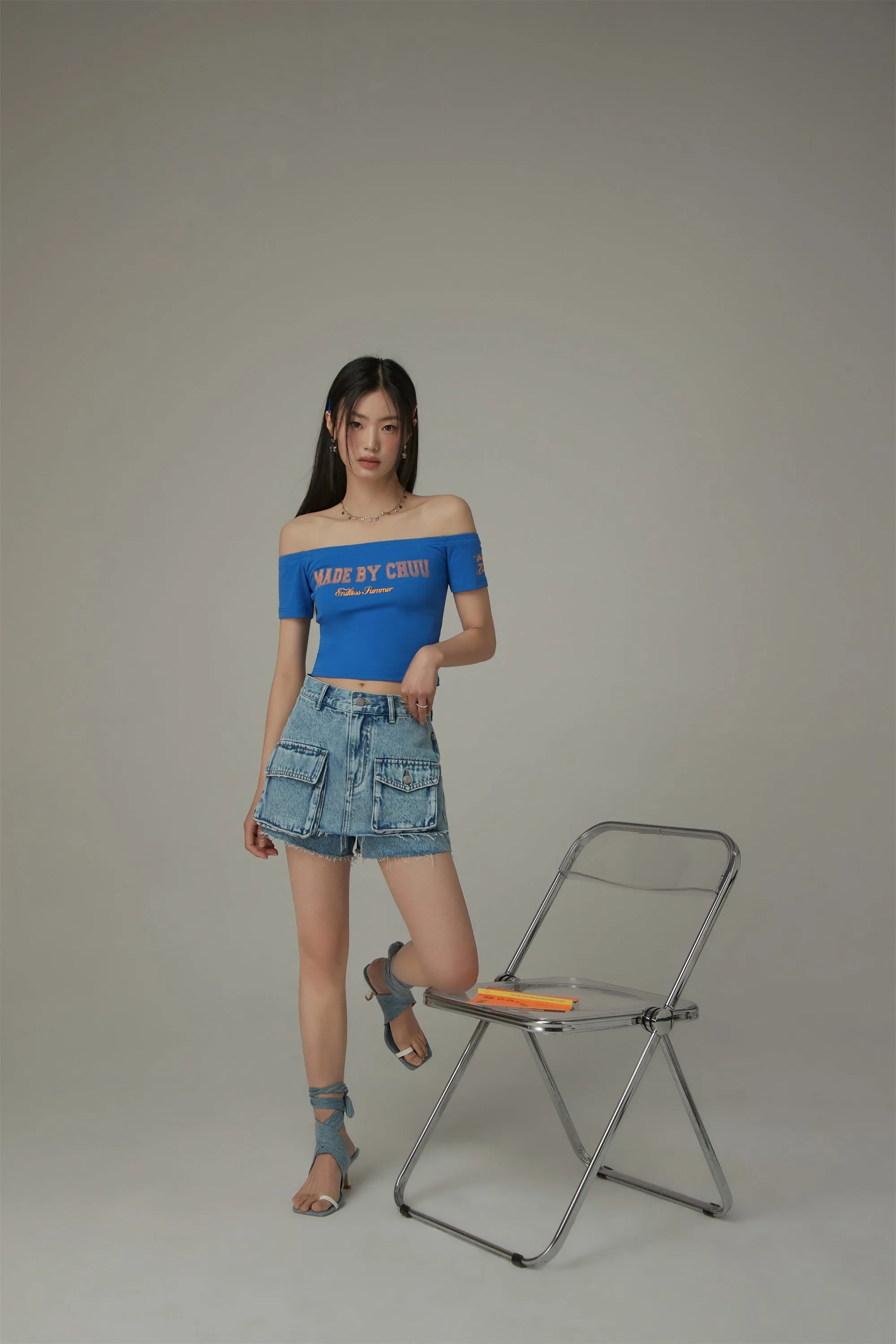 Made By Chuu Off-The-Shoulder Slim T-Shirt