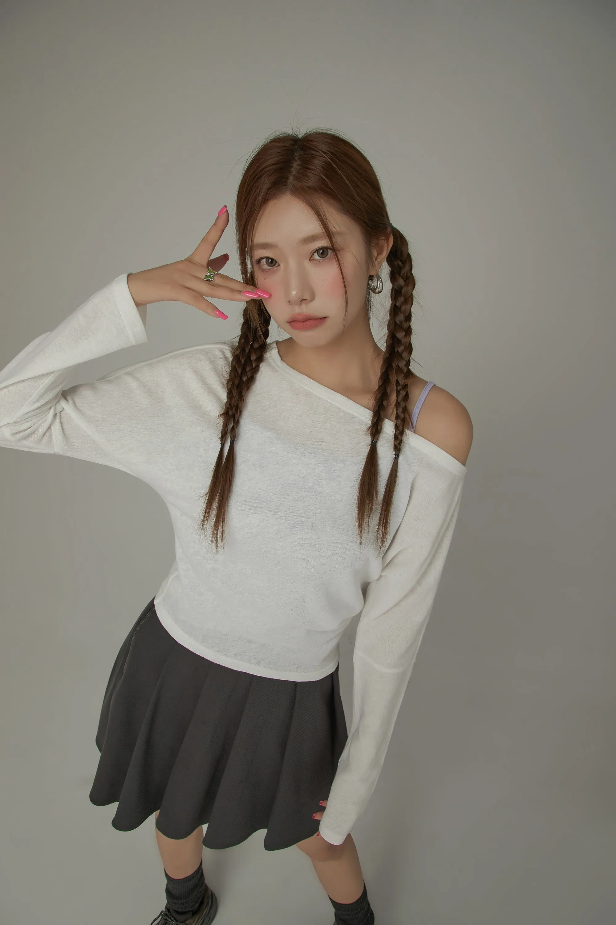 Off The Shoulder Loosefit Long Sleeve Basic T-Shirt