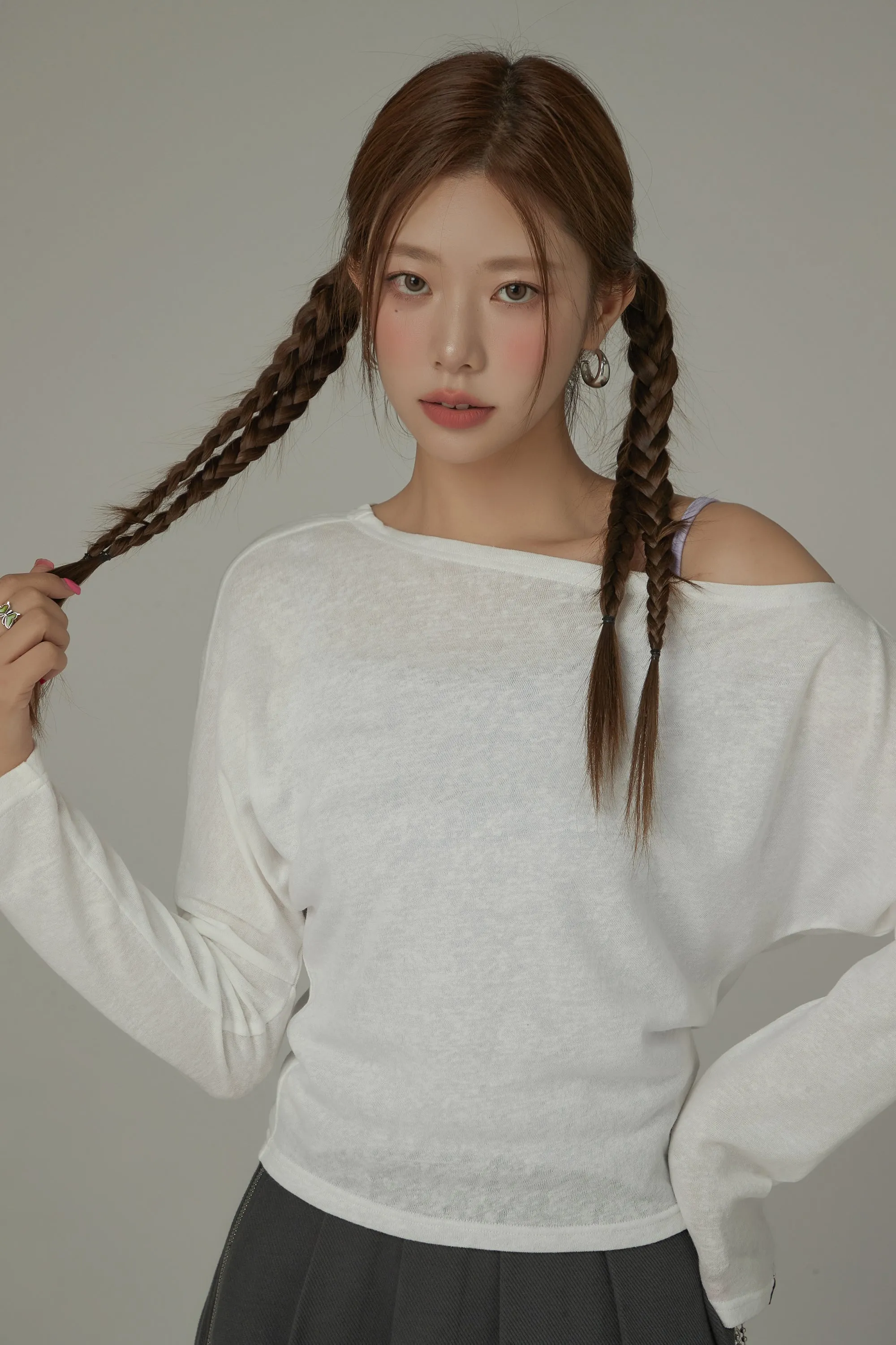 Off The Shoulder Loosefit Long Sleeve Basic T-Shirt