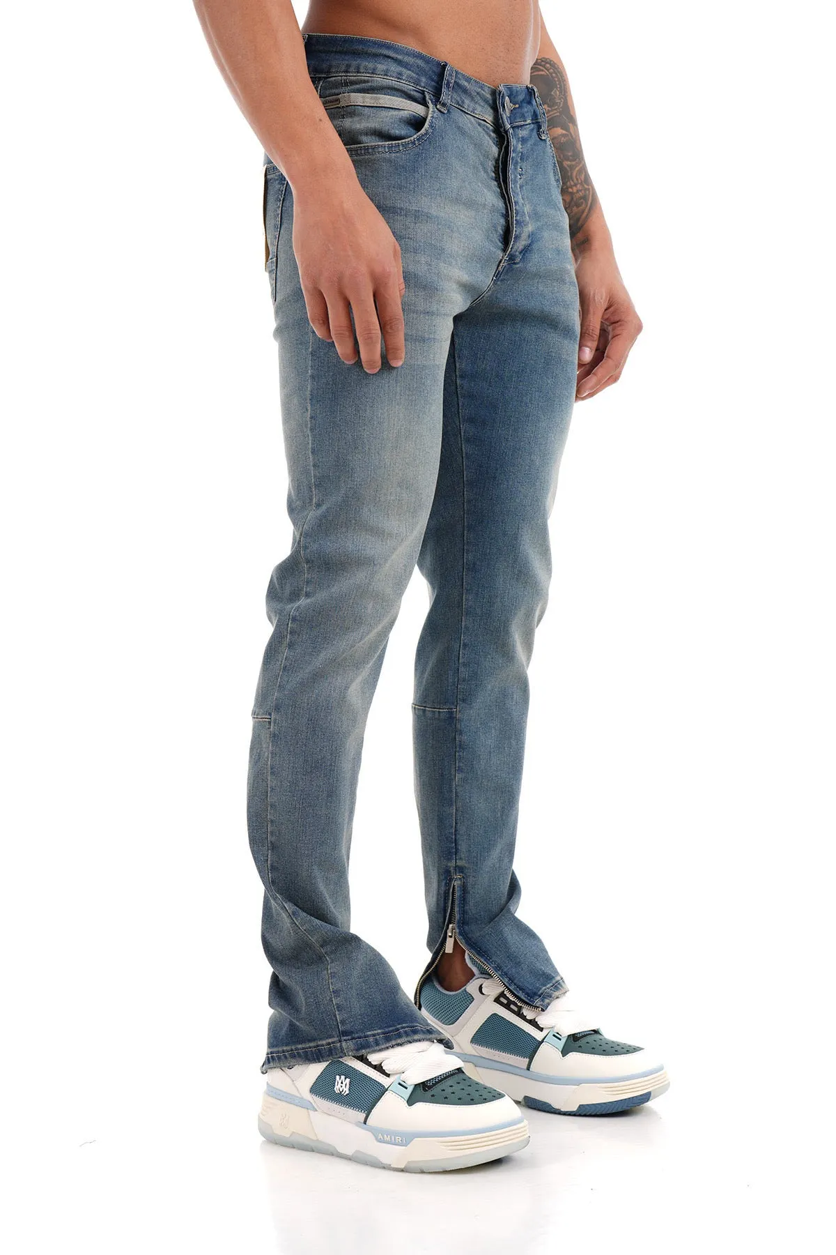 THE LOGAN FLARED JEANS